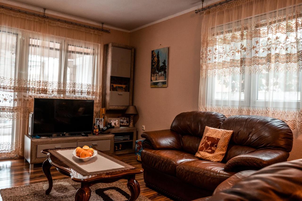Apartments Marijana Tivat Extérieur photo